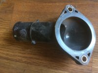 Крышка термостата на Toyota Corolla E150 — фото 2