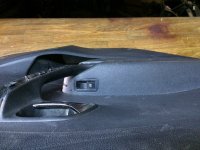 Обшивка двери задней левой на Volkswagen Polo Mk5 — фото 3