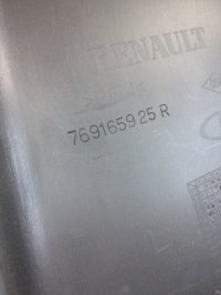 Обшивка центральной стойки на Renault Logan L52 — фото 3