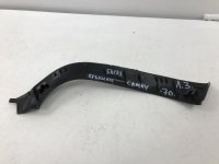 Обшивка крышки багажника на Toyota Camry XV70 — фото 2