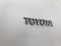 Эмблема на Toyota — фото 2