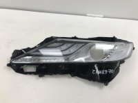Стекло фары левой на Toyota Camry XV70 — фото 11