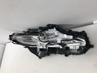 Стекло фары левой на Toyota Camry XV70 — фото 10