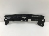 Кожух замка капота на Mitsubishi Lancer CY — фото 1