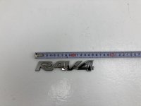 Эмблема Toyota RAV4 (2012-2015) — фото 1
