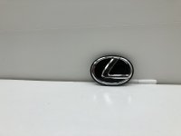 Эмблема на Lexus IS200t XE30 — фото 3