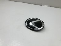 Эмблема на Lexus IS200t XE30 — фото 2