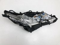 Стекло фары левой на Toyota Camry XV70 — фото 17