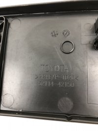 Накладка переднего бампера под номер на Toyota RAV4 XA50 — фото 8