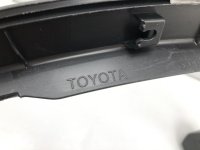 Накладка переднего крыла правого на Toyota RAV4 XA40 — фото 5