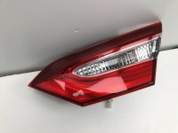 Фонарь задний внутренний правый на Toyota Camry XV70 — фото 10