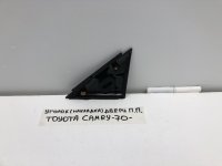 Накладка двери передней правой на Toyota Camry XV70 — фото 4