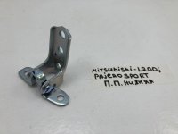 Петля двери передней правой нижняя на Mitsubishi L200 KJ/KK/KL — фото 3