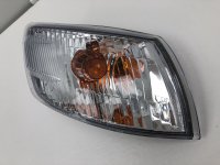 Повторитель на крыло правый на Toyota Corona Premio T210 — фото 5