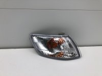 Повторитель на крыло правый на Toyota Corona Premio T210 — фото 2