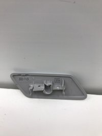 Крышка форсунки омывателя левый на Toyota Camry XV70 — фото 6