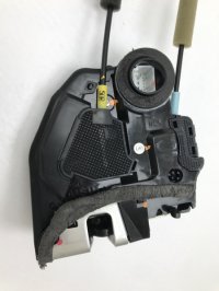 Замок двери задней левой на Toyota Camry XV50 — фото 8