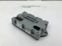 Блок предохранителей на Land Rover Range Rover Velar L560 — фото 6