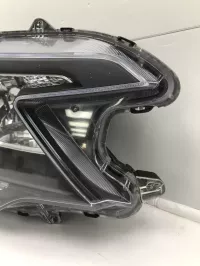Фара правая на Honda CR-V RM — фото 7
