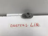 Повторитель на крыло белый на Renault Duster — фото 3