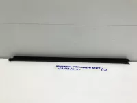 Уплотнитель стекла двери передней правой на Hyundai Santa Fe TM — фото 5