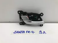 Ручка двери задней внутренняя левая на Hyundai Santa Fe TM — фото 1