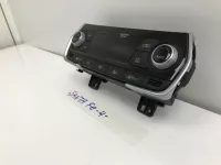 Блок управления климатической установкой на Hyundai Santa Fe TM — фото 4