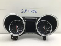 Панель приборов на Mercedes-Benz GLE Coupe C292 — фото 4