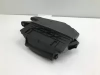 Корпус воздушного фильтра на Mercedes-Benz E-Class W213 — фото 4