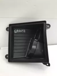 Корпус воздушного фильтра на Lada Granta — фото 8