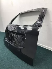 Дверь багажника на Toyota Land Cruiser — фото 11