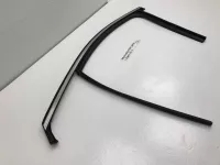 Уплотнитель стекла двери передней левой на Hyundai Santa Fe TM — фото 3