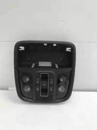 Плафон салонный на Kia Sorento UM — фото 2