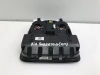 Плафон салонный на Kia Sorento UM — фото 9