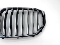 Решетка радиатора на BMW X5 G05 — фото 7