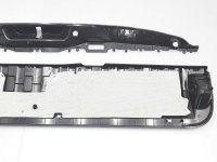 Обшивка двери багажника на BMW X5 G05 — фото 8