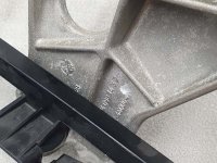 Кронштейн интеркулера на Mercedes-Benz C-Class W205 — фото 7