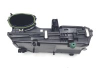 Корпус воздушного фильтра на Mercedes-Benz C-Class W205 — фото 2