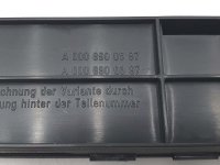 Крепление знака аварийной остановки на Mercedes-Benz C-Class W205 — фото 2