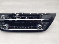 Блок управления климатической установкой на BMW 5-Series G30 — фото 5