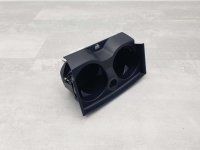 Подстаканник на BMW 5-Series G30 — фото 4