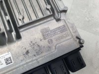 Блок управления двигателем на BMW 5-Series G30 — фото 7