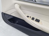 Обшивка двери передней правой на BMW 5-Series G30 — фото 15