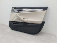 Обшивка двери передней правой на BMW 5-Series G30 — фото 1