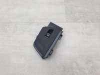 Кнопка стеклоподъемника на BMW X3 G01 — фото 1
