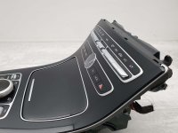 Консоль на Mercedes-Benz E-Class W213 — фото 3
