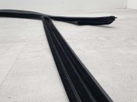 Уплотнитель стекла двери передней правой на Mercedes-Benz GLE-Class W166 — фото 4