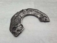 Пыльник тормозного диска на Mercedes-Benz C-Class W205 — фото 1