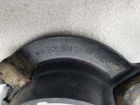 Проставка пружины Mercedes E220 D Amg Рестайл W213 OM654 2021 задн. — фото 1