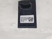 Кнопка стеклоподъемника на BMW X5 G05 — фото 2